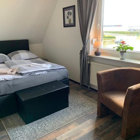 Privates Ferienzimmer an der Nordsee Husum  Exterior foto