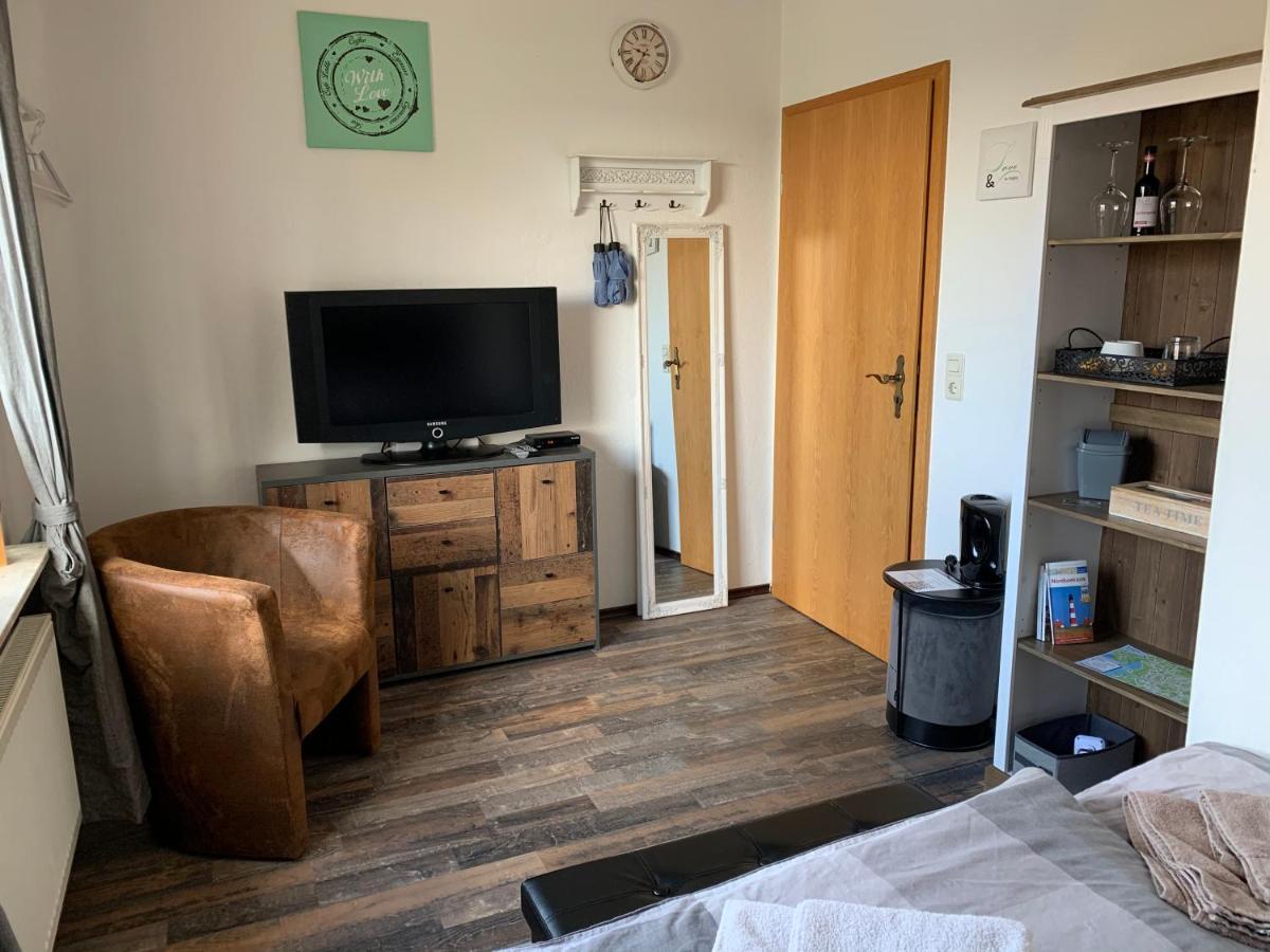 Privates Ferienzimmer an der Nordsee Husum  Exterior foto