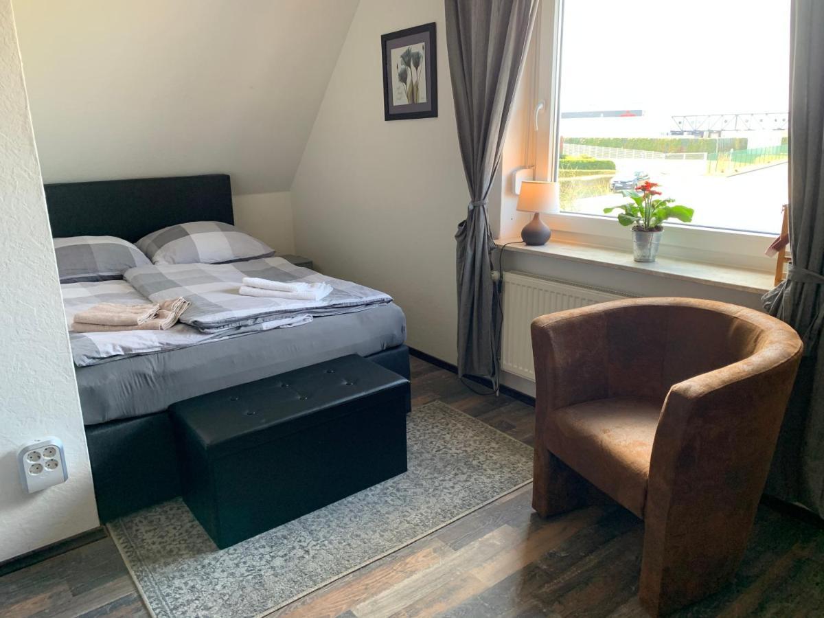 Privates Ferienzimmer an der Nordsee Husum  Exterior foto